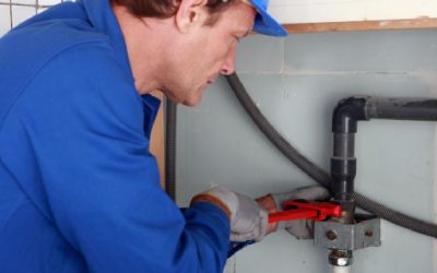 Drain Cleaning Services vs. Pipe Repair: Knowing the Right Fix for Your Plumbing Problem