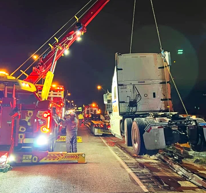 Fast roadside help starts with a tow truck Lafayette, LA drivers can rely on